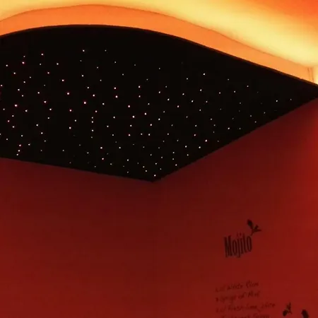 Ichill 아파트 풀라